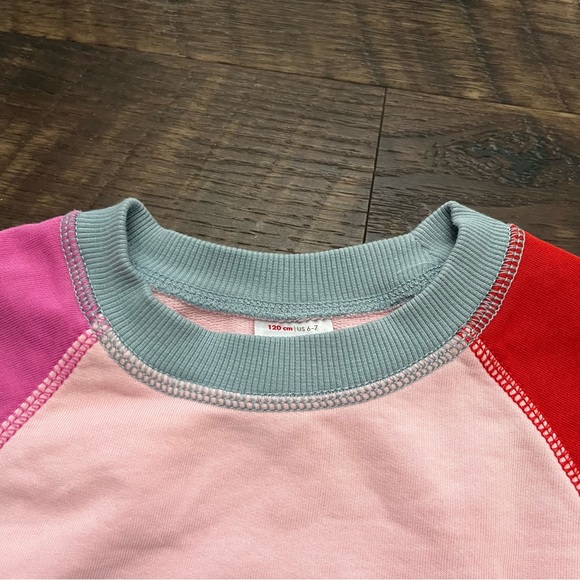 Hanna Andersson pink red colorblock crewneck sweatshirt size 6-7 - Picture 5 of 6